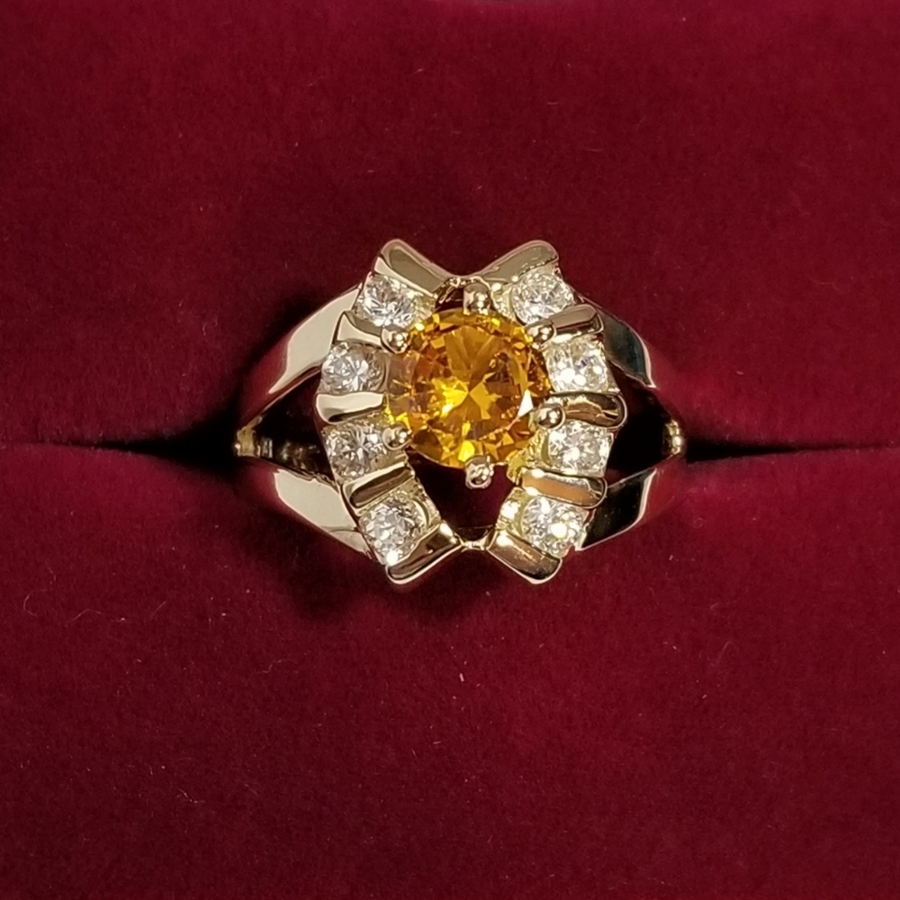 14k Yellow Gold Golden Citrine & White CZ Ladies Cocktail Ring